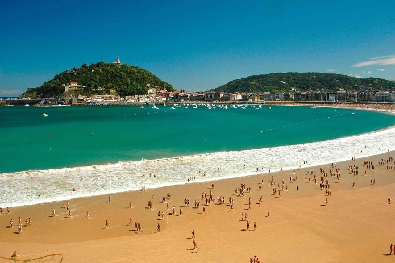 Pension Uzturre San Sebastian Exterior photo